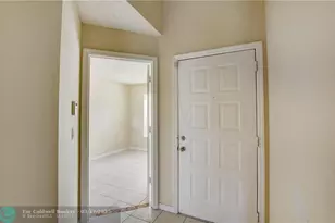 7958 Piper Ln, Lake Worth, FL 33463 - Photo 4