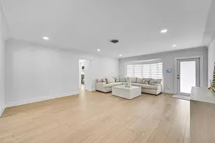 431 SE 9th Ave, Pompano Beach, FL 33060 - Photo 12