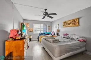 4394 NW 9th Ave, Deerfield Beach, FL 33064 - Photo 10