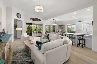 8338 SE Angelina Ct, Hobe Sound, FL 33455 - Photo 12