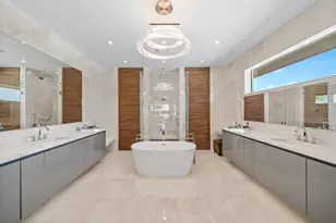 2421 Barcelona Dr, Fort Lauderdale, FL 33301 - Photo 52