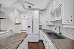 216 SE 10th St, Fort Lauderdale, FL 33316 - Photo 32