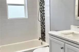 5328 NE 6th Ave, Oakland Park, FL 33334 - Photo 30