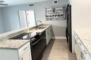 5328 NE 6th Ave, Oakland Park, FL 33334 - Photo 16