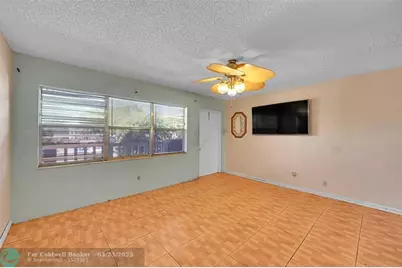 9101  Sunrise Lakes Blvd, Unit #206, Sunrise, FL 33322 - Photo 8