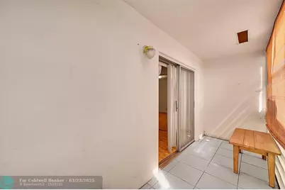 9101  Sunrise Lakes Blvd, Unit #206, Sunrise, FL 33322 - Photo 22