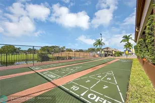 9101 Sunrise Lakes Blvd, Sunrise, FL 33322 - Photo 30