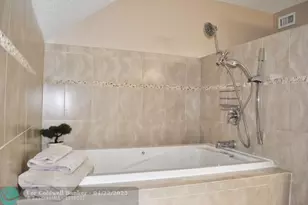 49 Deer Creek Rd, Deerfield Beach, FL 33442 - Photo 4