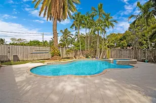 223 SE 7th St, Dania Beach, FL 33004 - Photo 38