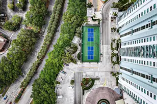 2681 N Flamingo Rd, Sunrise, FL 33323 - Photo 18