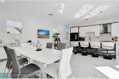 359  Sundial Cir, Unit #359, Margate, FL 33068 - Photo 6