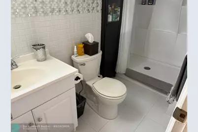 1066  Newport Q, Unit #1066, Deerfield Beach, FL 33442 - Photo 22