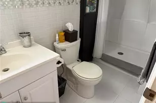 1066 Newport Q Unit, Deerfield Beach, FL 33442 - Photo 22