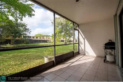 9417 NW 42nd St, Sunrise, FL 33351 - Photo 10