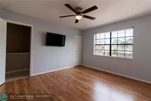 9417 NW 42nd St, Sunrise, FL 33351 - Photo 14