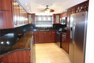 9321 Sunrise Lakes Blvd, Sunrise, FL 33322 - Photo 2