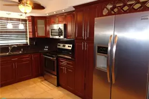 9321 Sunrise Lakes Blvd, Sunrise, FL 33322 - Photo 4