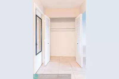 401  Golden Isles Dr, Unit #412, Hallandale Beach, FL 33009 - Photo 18