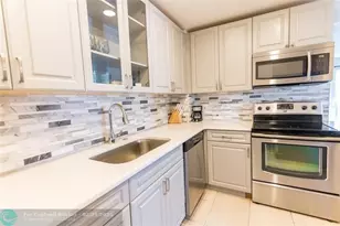 401 Golden Isles Dr, Hallandale Beach, FL 33009 - Photo 10