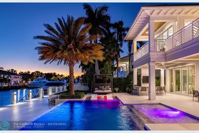 2520  Del Lago Dr, Fort Lauderdale, FL 33316 - Photo 98