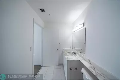 234 NE 3rd St, Unit #2007, Miami, FL 33132 - Photo 8