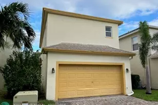 2040 SE Avon Park Dr, Port Saint Lucie, FL 34952 - Photo 2