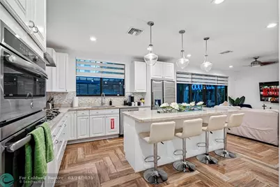 605 NE 15th Ave, Fort Lauderdale, FL 33304 - Photo 4