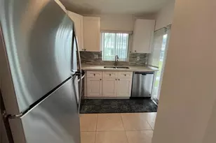 2100 NE 38th St, Lighthouse Point, FL 33064 - Photo 4