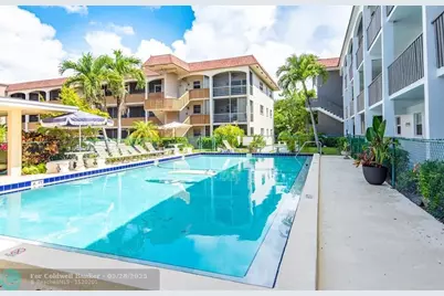651  Pine Dr, Unit #306, Pompano Beach, FL 33060 - Photo 2