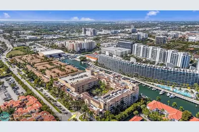 3001 NE 185th St, Unit #111, Aventura, FL 33180 - Photo 16