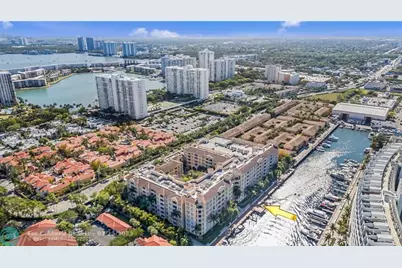 3001 NE 185th St, Unit #111, Aventura, FL 33180 - Photo 12