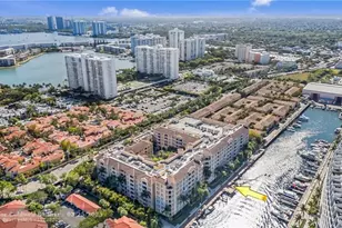 3001 NE 185th St, Aventura, FL 33180 - Photo 12