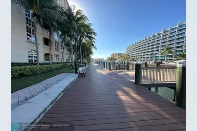 3001 NE 185th St, Unit #111, Aventura, FL 33180 - Photo 10