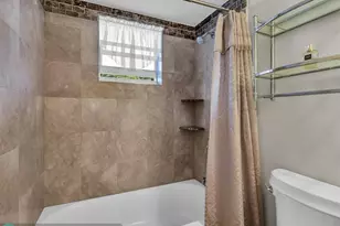 1001 NE 14th Ave, Hallandale Beach, FL 33009 - Photo 28