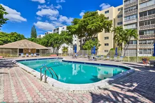 1001 NE 14th Ave, Hallandale Beach, FL 33009 - Photo 1