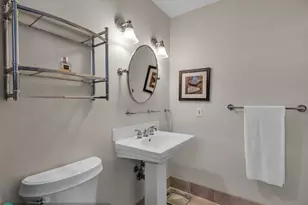 1001 NE 14th Ave, Hallandale Beach, FL 33009 - Photo 30