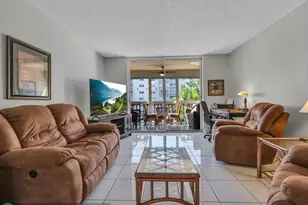 1001 NE 14th Ave, Hallandale Beach, FL 33009 - Photo 12
