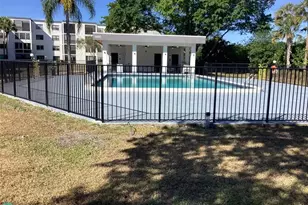 9235 SW 8th St, Boca Raton, FL 33428 - Photo 16