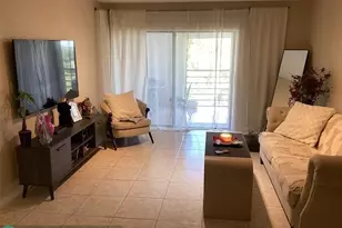 9235 SW 8th St, Boca Raton, FL 33428 - Photo 2