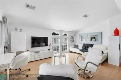 3079  Lakeshore Dr, Fort Lauderdale, FL 33312 - Photo 4