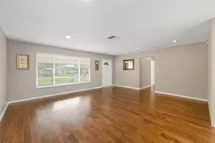 3697 NE 19th Ave, Oakland Park, FL 33308 - Photo 10