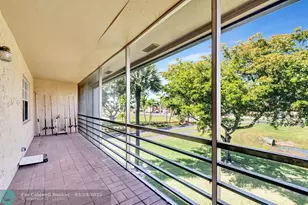 100 Lake Meryl Dr, West Palm Beach, FL 33411 - Photo 14