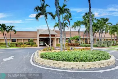 100  Lake Meryl Dr, Unit #201, West Palm Beach, FL 33411 - Photo 58