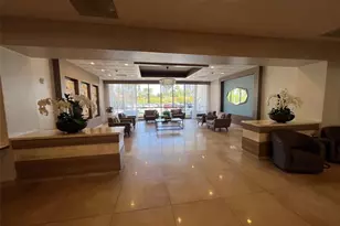 3731 N Country Club Dr, Aventura, FL 33180 - Photo 4