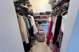 3731 N Country Club Dr, Aventura, FL 33180 - Photo 36