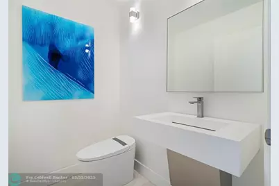 2001  Meridian Ave, Unit #318, Miami Beach, FL 33139 - Photo 8