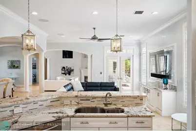 1008  Mandarin Isle, Fort Lauderdale, FL 33315 - Photo 8