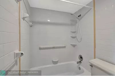 5100  Dupont Blvd, Unit #8J, Fort Lauderdale, FL 33308 - Photo 30