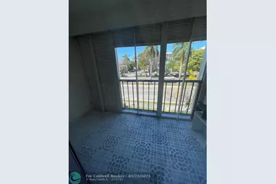 2000  Atlantic Shores Blvd, Unit #306, Hallandale Beach, FL 33009 - Photo 18