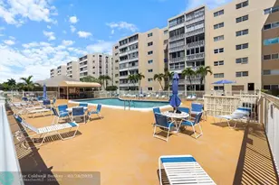 421 NE 14th Ave, Hallandale Beach, FL 33009 - Photo 26